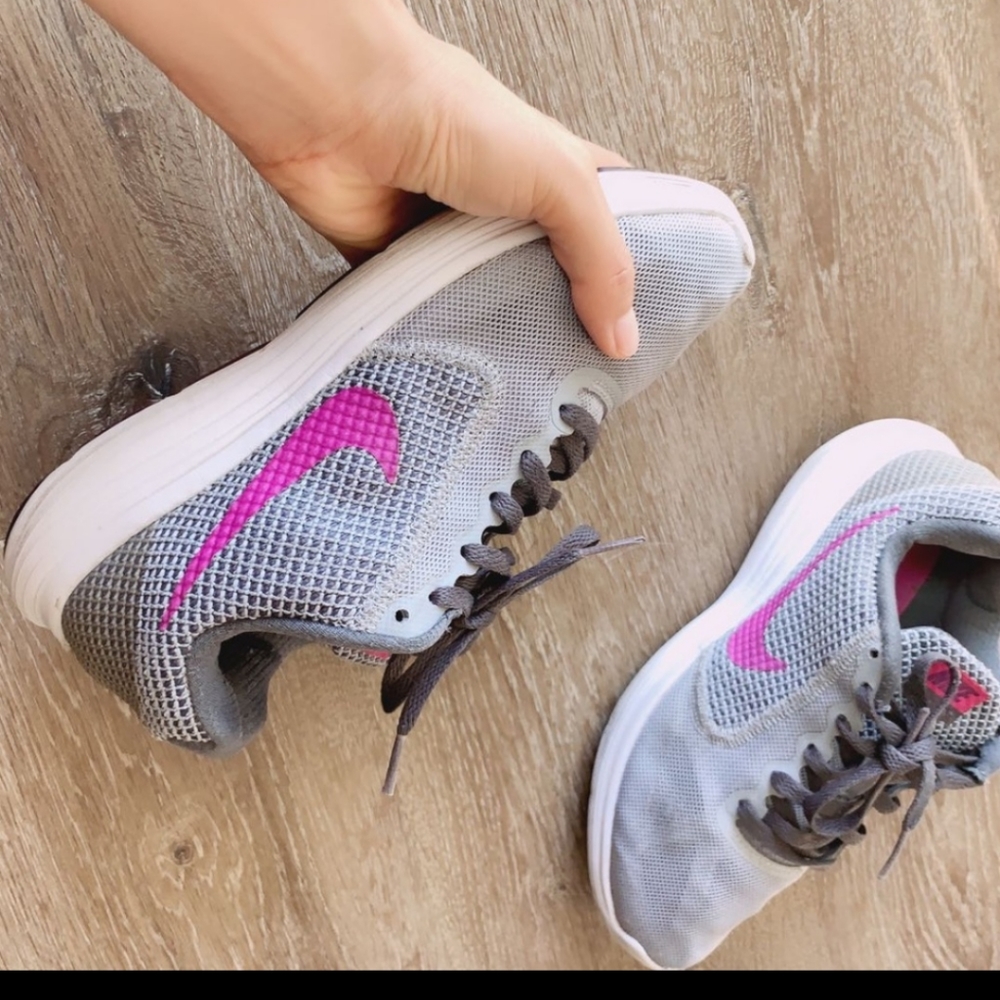 Nike women shoes size 6.5